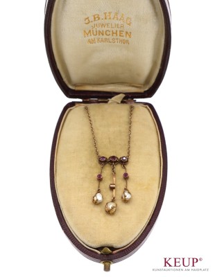 Jugendstil-Collier